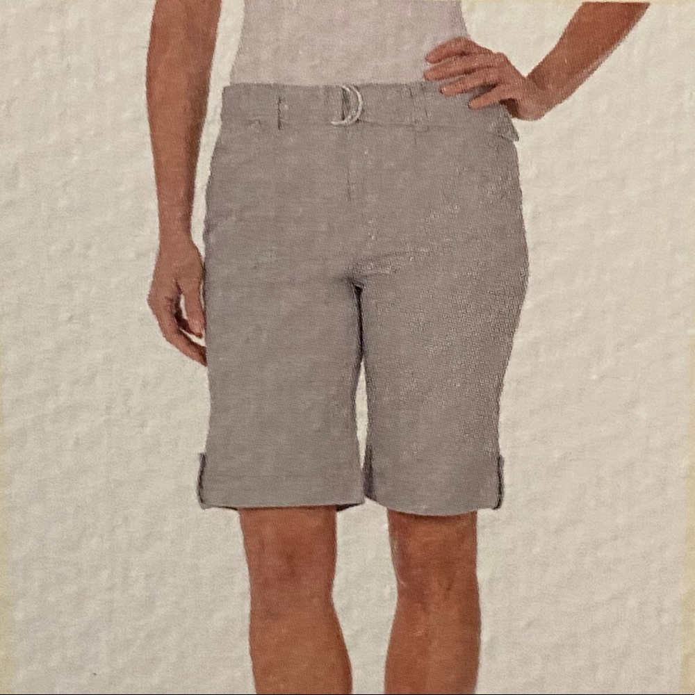 Gloria Vanderbilt Sierra Shorts
